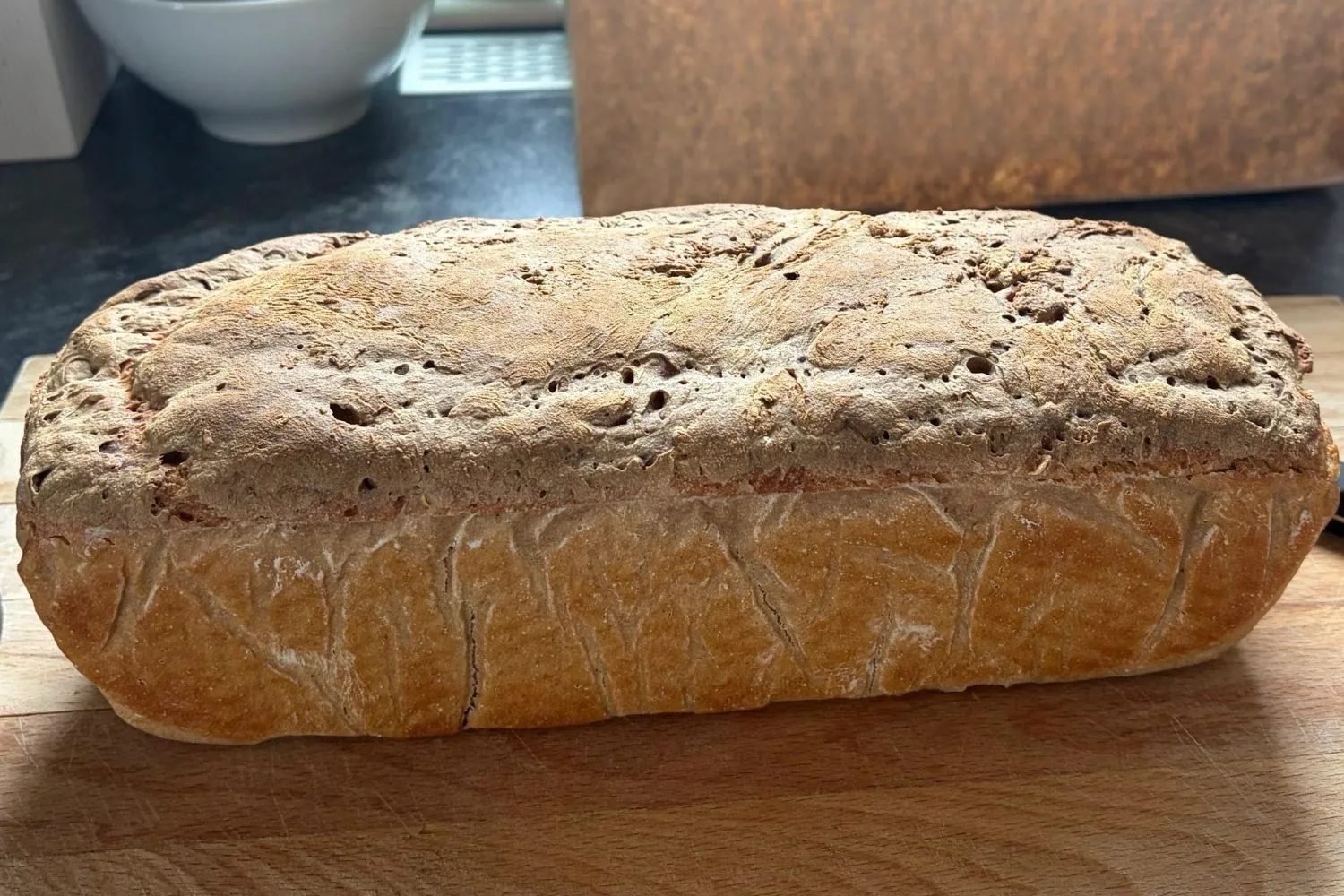 Dinkelvollkorn Sauerteigbrot – einfach, aromatisch & schneller als klassische Rezepte