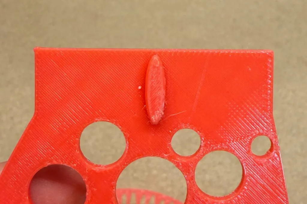 Clip-Mechanismus des modularen Blattmoduls für das Erdbeergitter