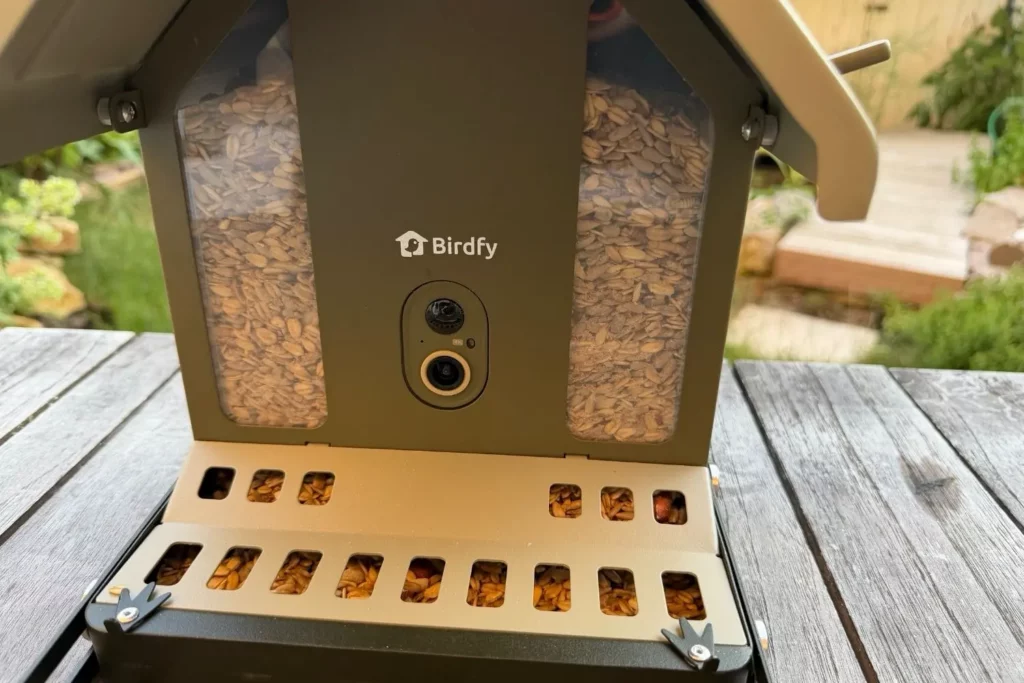 birdfy-feeder-metal-2-4k-befue